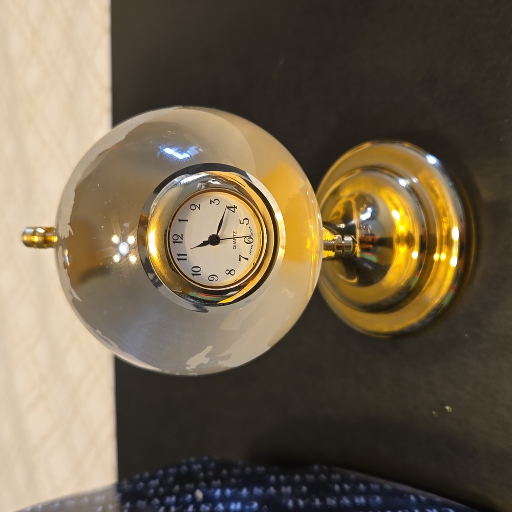 Lazer Etched Globe Desk Clock